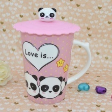 卡通馬克杯低價批發(fā)促銷，日用百貨搭配木材銷售新機(jī)遇